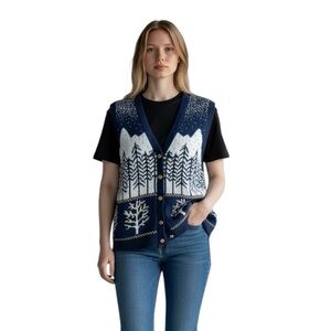 Vintage Amana Winter Woodland Nature Scene Knit Button Front Vest